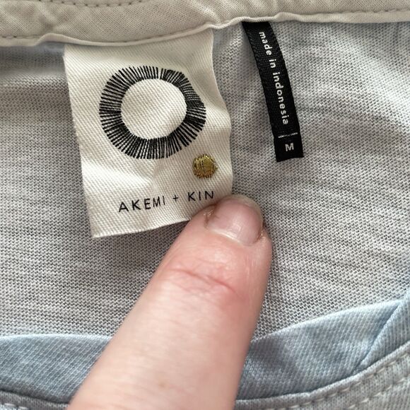 ANTHRO Akemi + Kin Tshirt Opening Day Tee Blue Floral Ombre Modal Womens Size M - Picture 7 of 11